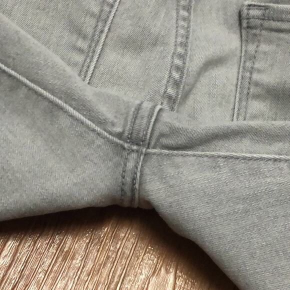 Banana Republic Light Gray Faded Distressed Jeans Size 28 - Picture 9 of 12
